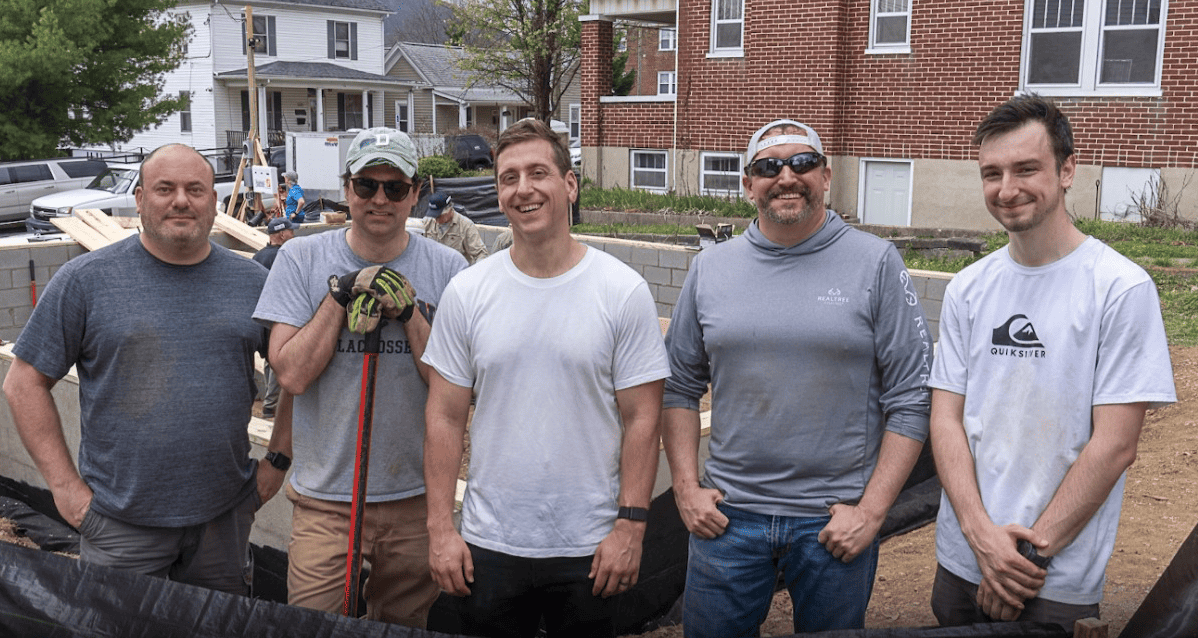 Quick Fix Real Estate Volunteers for Habitat for Humanity of Roanoke